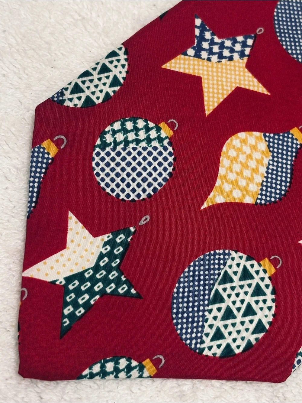 Brand New Stylish Christmas Tie By John Henry - Tie Width Is 4 Inches